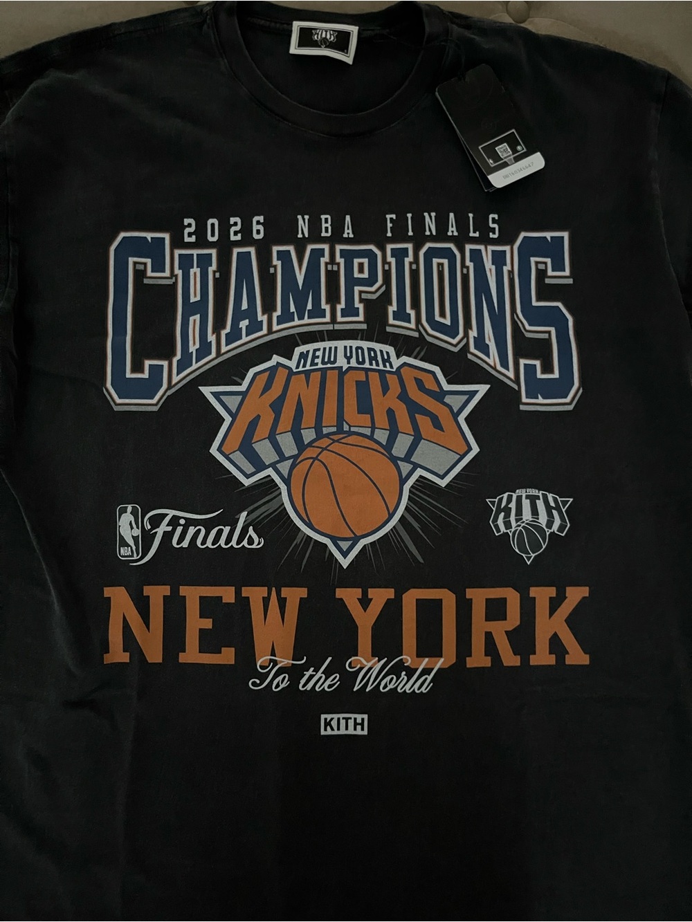 Kith Black New York Knicks 2026 Champions Graphic Tee size XL - Picture 2 of 2